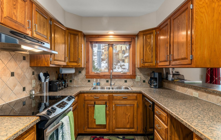 2400 Ski Trail Lane Photo