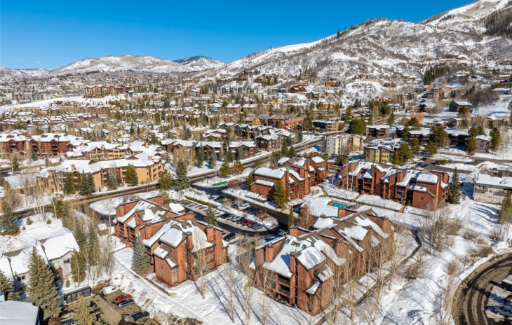 2015 Walton Creek Road Photo