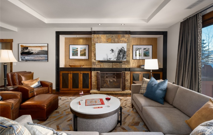2250 Apres Ski Way Photo