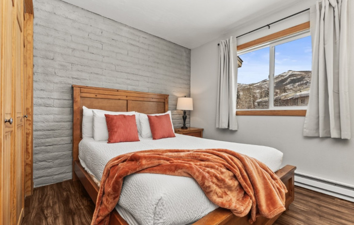 32 Sequoia Court Photo