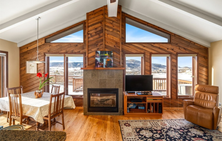 3185 Apres Ski Way Photo