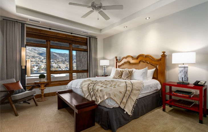 2250 Apres Ski Way Photo