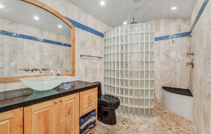 1551 Thistlebrook Lane Photo