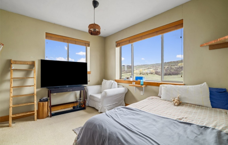 27355 Winchester Court Photo