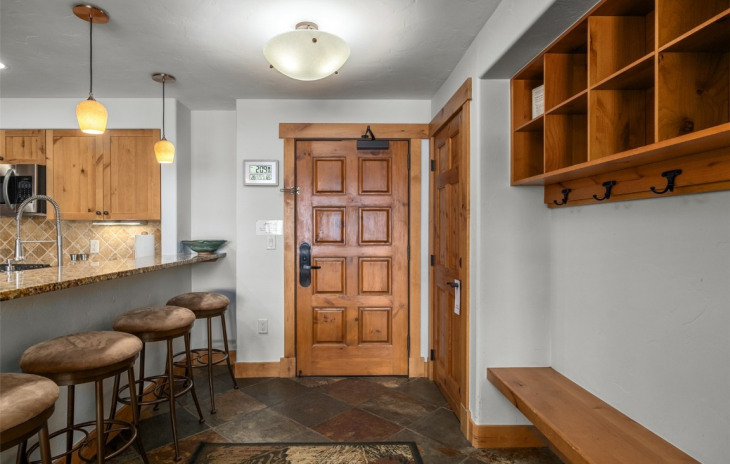 1875 Medicine Springs Drive Photo