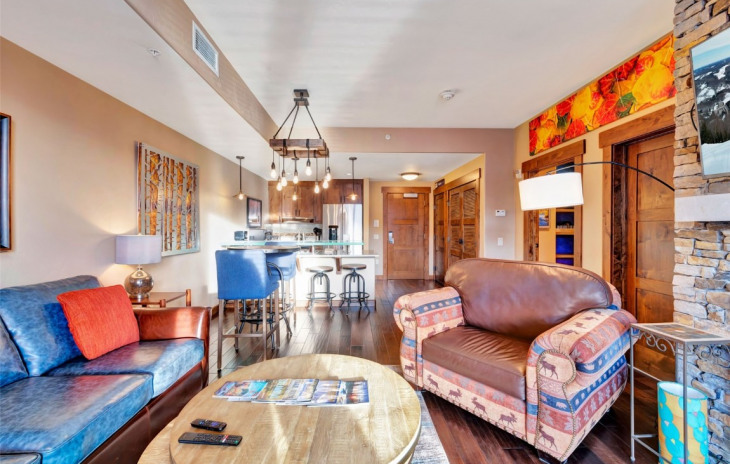 1175 Bangtail Way Photo