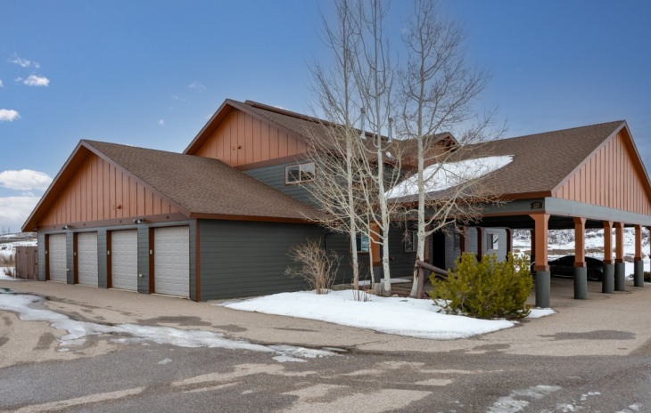 127 Oak Ridge Circle Photo