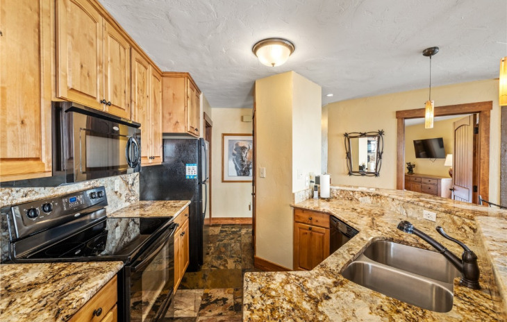 2700 Village Drive Photo