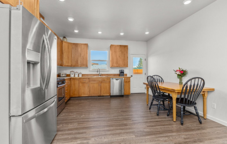 984 Dry Creek South Road Photo