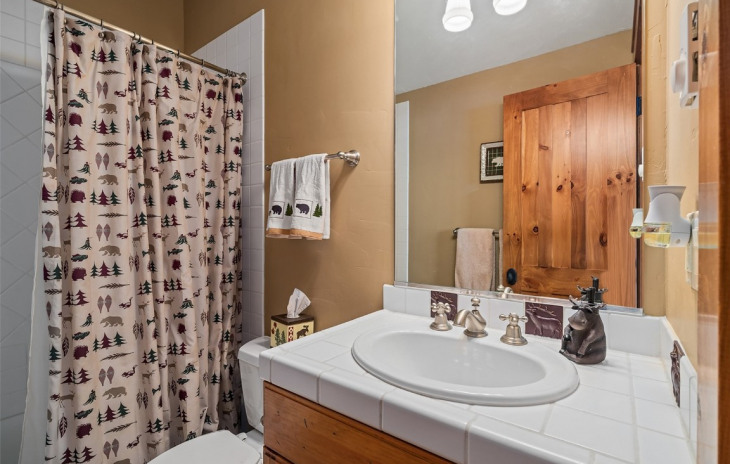 30495 Lake Shore Trail Photo