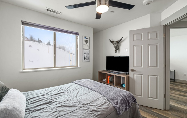 2740 Lincoln Avenue Photo