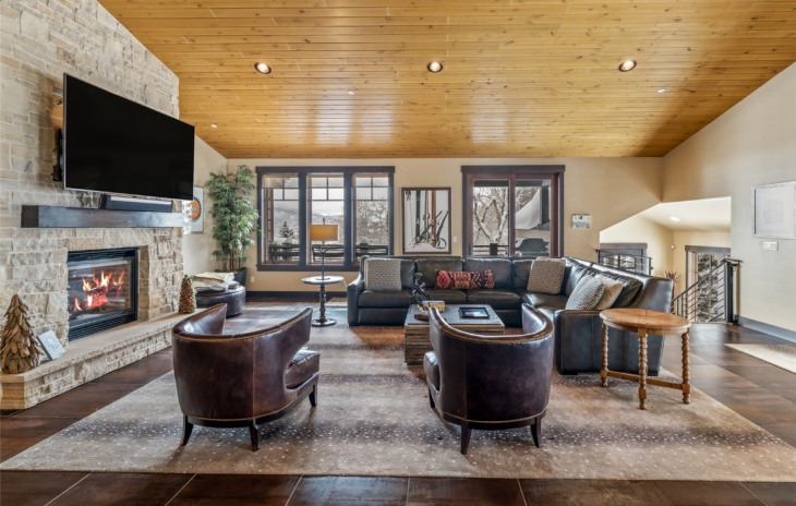 2330 Val Disere Circle Photo