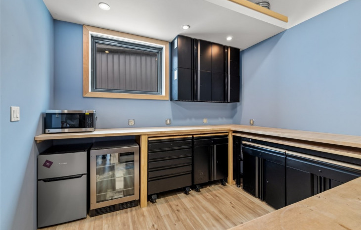 2535 Aviator Court Photo