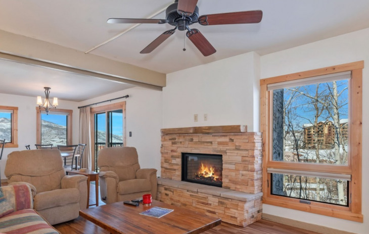 2590 Longthong Road Photo
