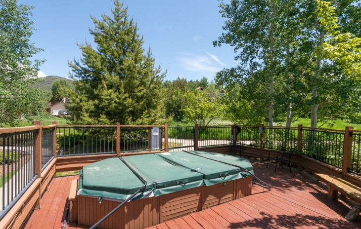 3448 Spring Valley Drive Photo