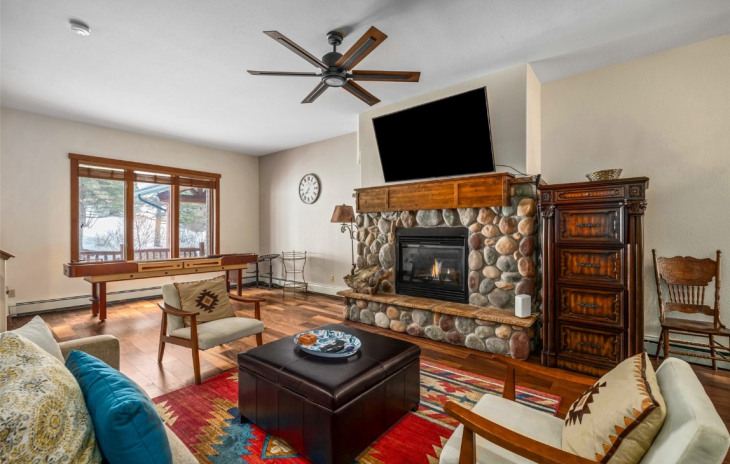 3448 Spring Valley Drive Photo