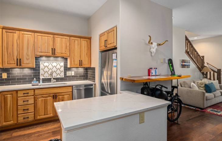 3448 Spring Valley Drive Photo