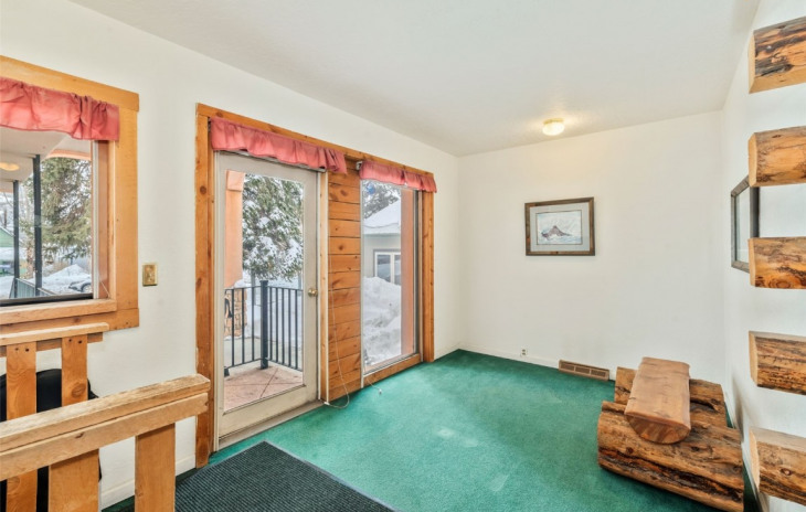 434 Oak Street Photo