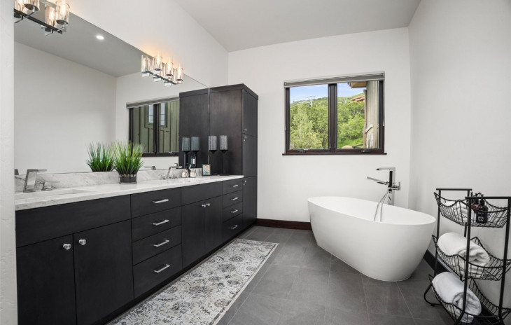 2355 Poma Lane Photo