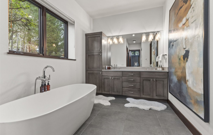 2355 Poma Lane Photo