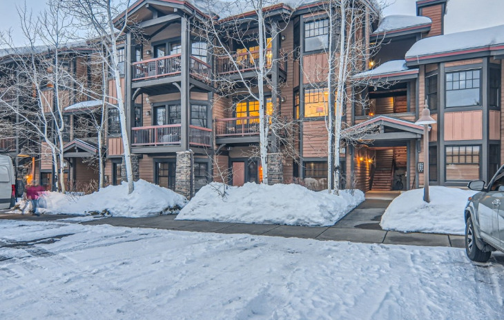 500 Anglers Drive Photo