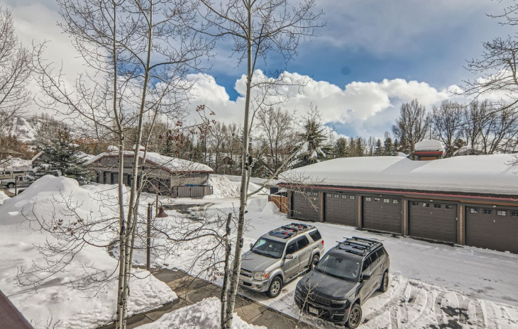 500 Anglers Drive Photo