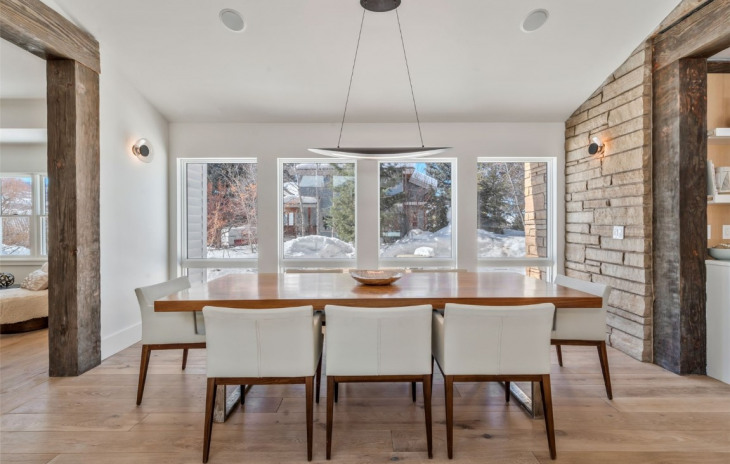 24 Maple Street Photo