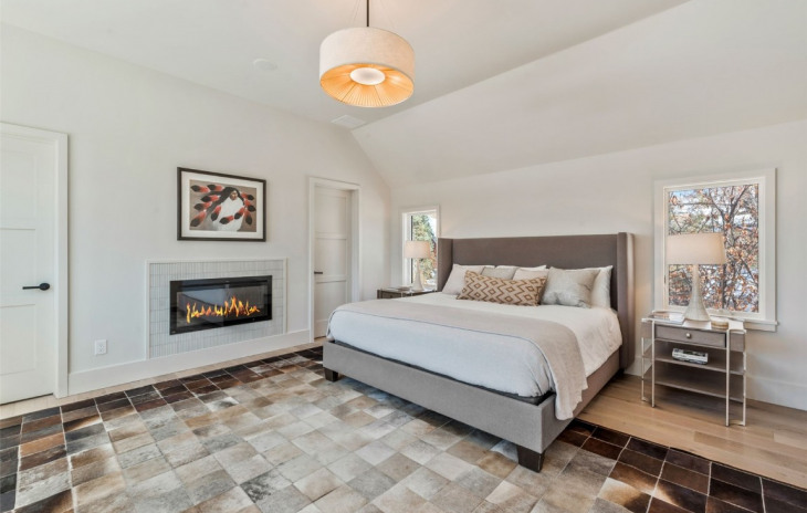 24 Maple Street Photo