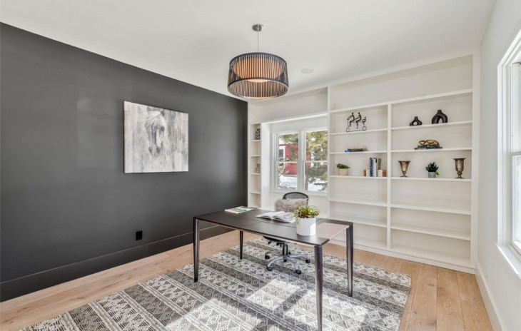 24 Maple Street Photo