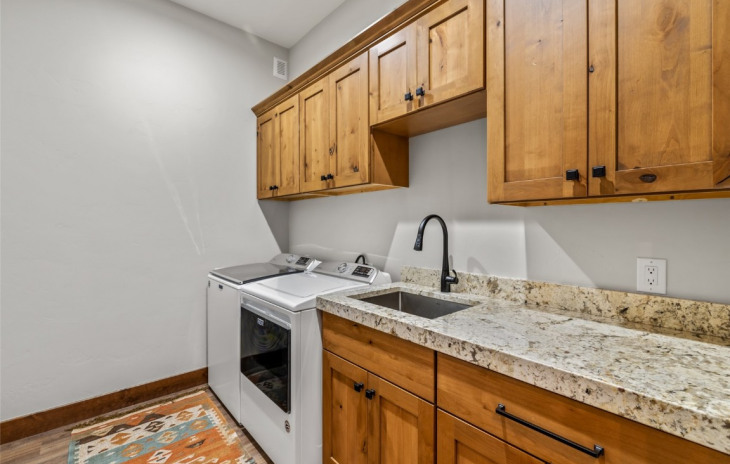2357 Poma Lane Photo