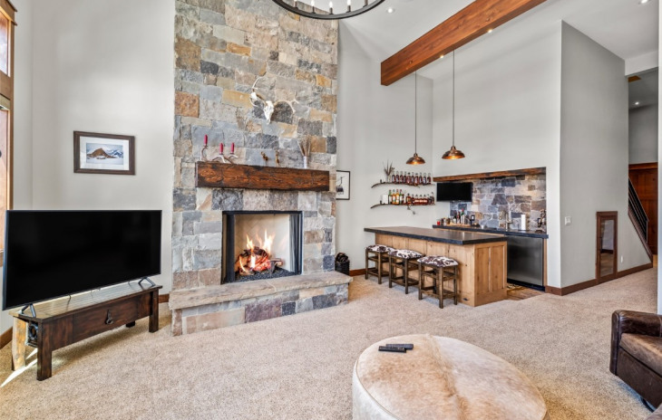2357 Poma Lane Photo