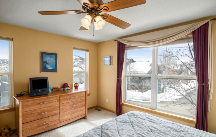 2788 West End Avenue Photo