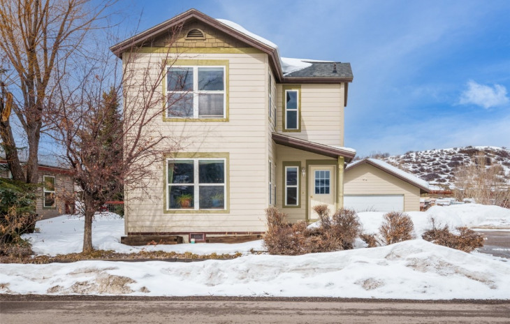 2788 West End Avenue Photo