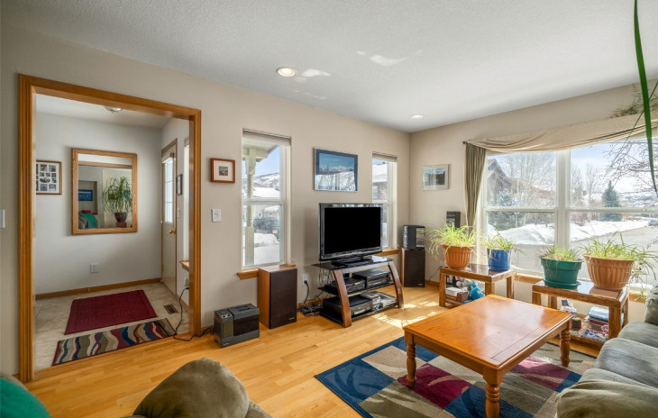 2788 West End Avenue Photo