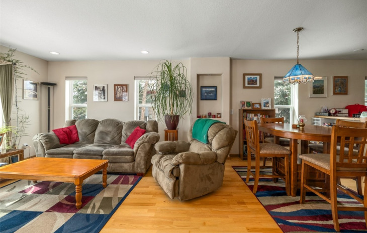 2788 West End Avenue Photo