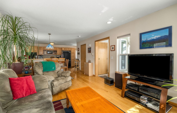2788 West End Avenue Photo