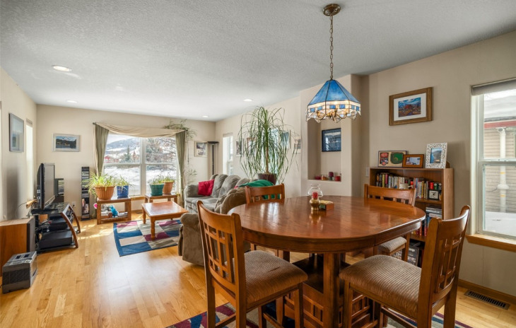 2788 West End Avenue Photo