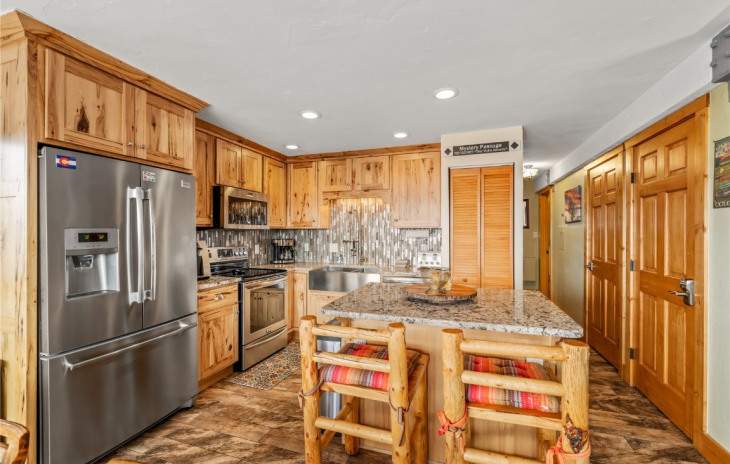 2626 Longthong Road Photo