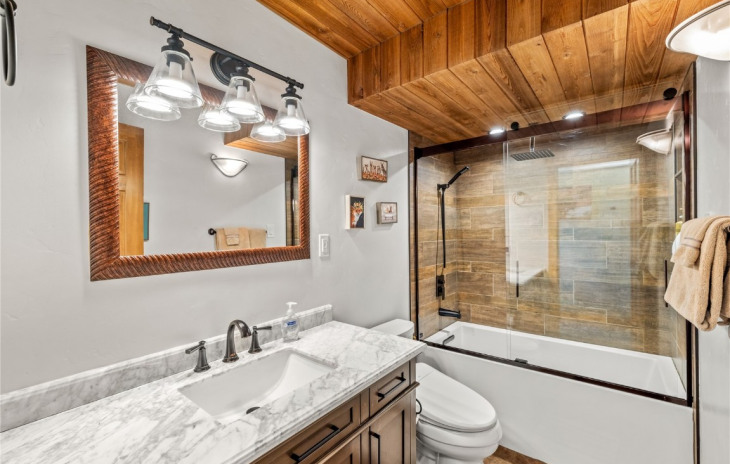 2626 Longthong Road Photo