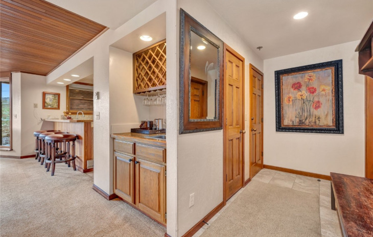 2306 Ski Trail Lane Photo