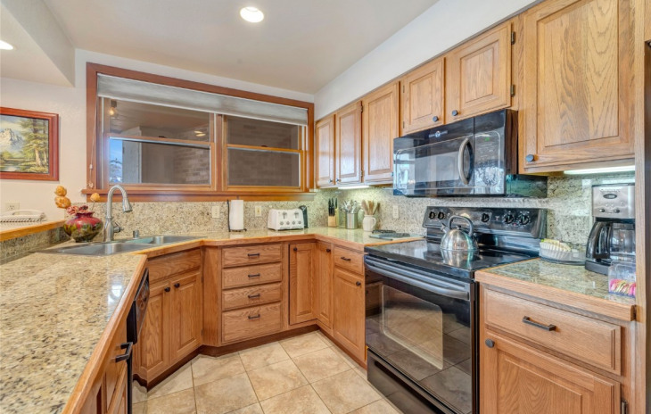2306 Ski Trail Lane Photo