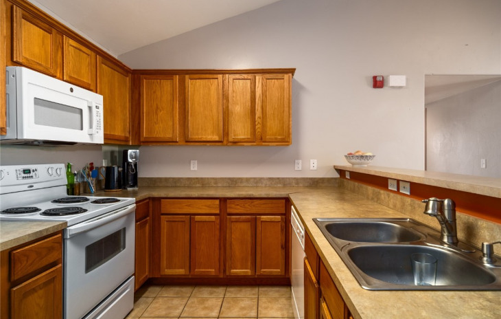 3335 Columbine Drive Photo