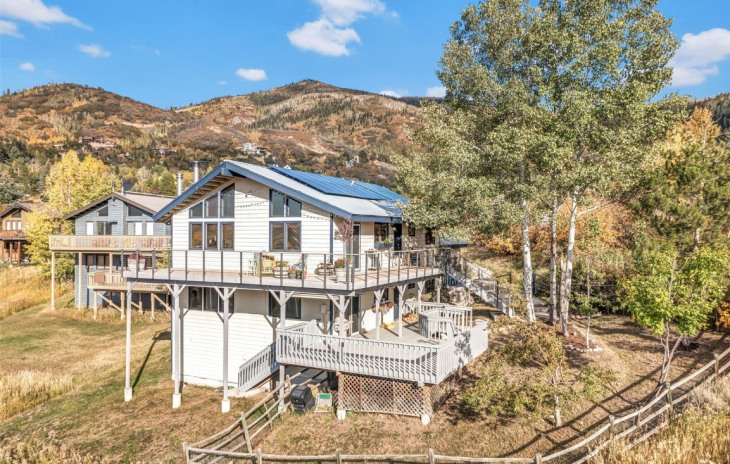 3195 Apres Ski Way Photo