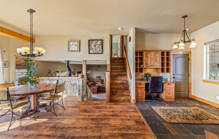 938 Dry Creek South Road Photo