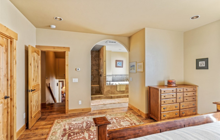 938 Dry Creek South Road Photo