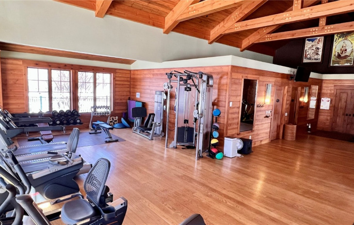 42275 Story Teller Lane Photo