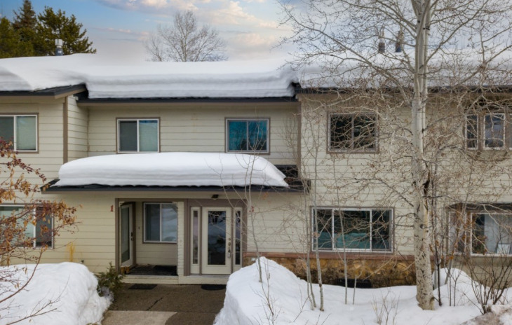 3 Cedar Court Photo