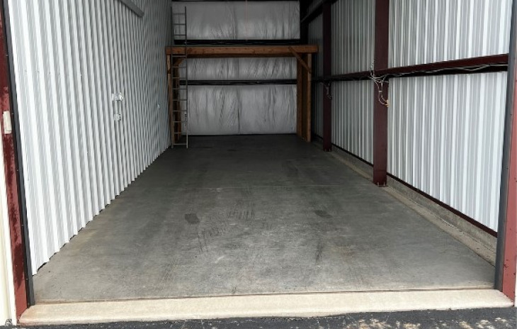 501 W Airport Boulevard Photo