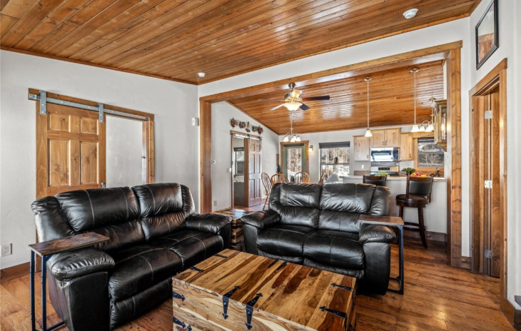 27100 Beaver Canyon Drive Photo