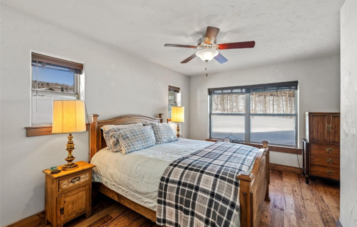 27100 Beaver Canyon Drive Photo